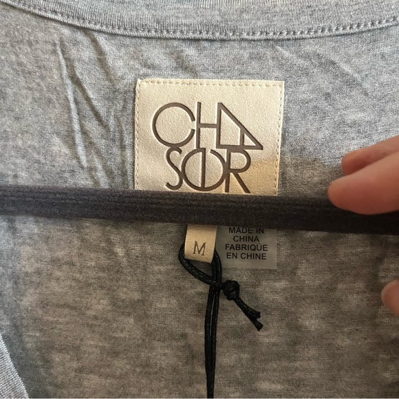 Chaser Flutter Sleeve Soft Peplum Style Top Size Medium in Grey NWT - Picture 4 of 8